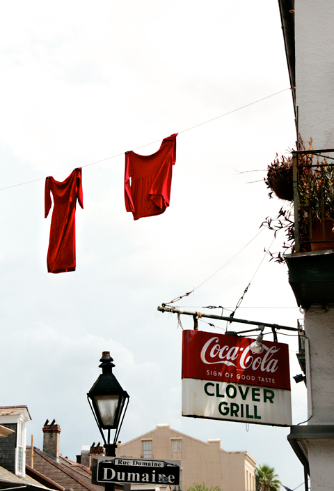 Red Dress Run. Photography copyright Lindsay Benson Garrett.
